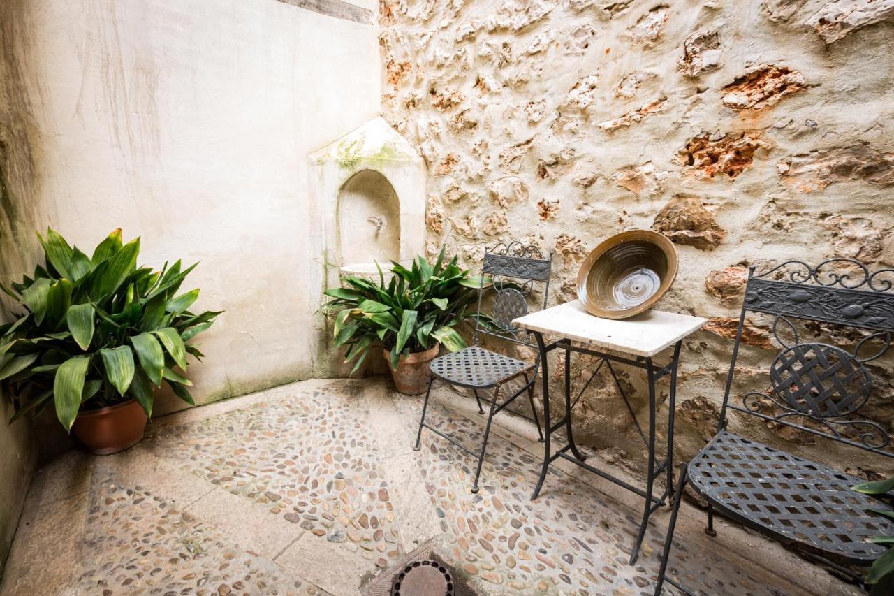 La Casa De Los Soportales Chinchón Eksteriør billede