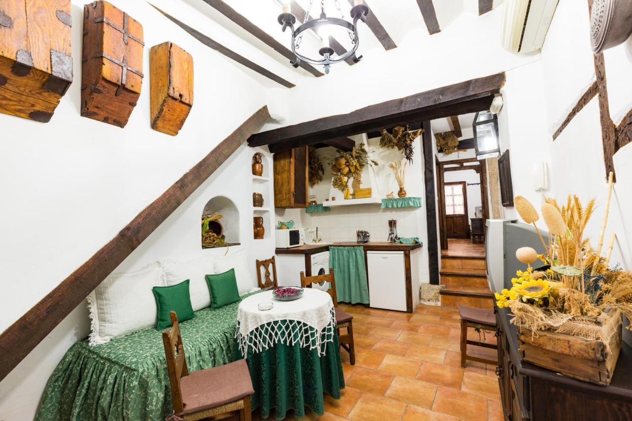 La Casa De Los Soportales Chinchón Eksteriør billede